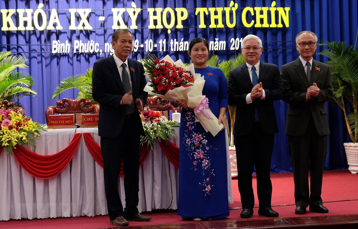 Khanh Hoa - Binh Phuoc dong loat co “quan” moi... la ai?-Hinh-2