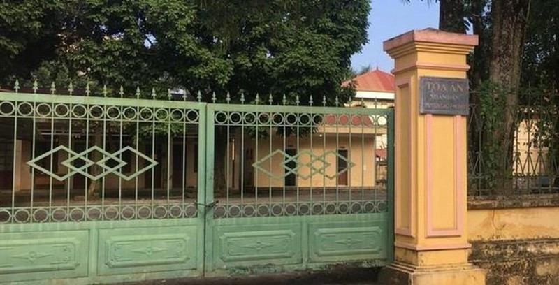 “Diem danh” chieu tro cua can bo gian doi de lot vao co quan Nha nuoc