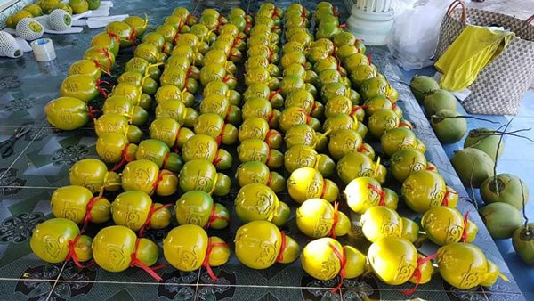 Hon trieu dong 1 qua buoi “la”, khach tranh nhau dat mua de tho dip Tet-Hinh-3