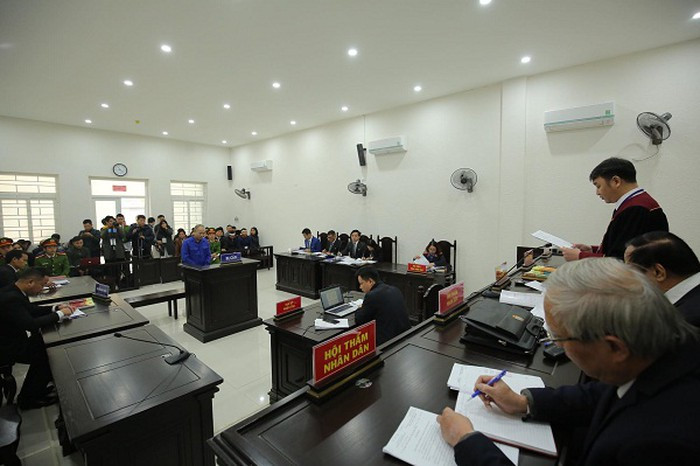 Theo cáo trạng, Nguyễn Văn Đông là anh ruột của ông Nguyễn Văn Hải (SN 1969, gần nhà Đông). Đông và ông Hải được bố, mẹ chia cho hai mảnh đất và đã làm nhà riêng ở cạnh nhau. (Ảnh: ANTĐ)