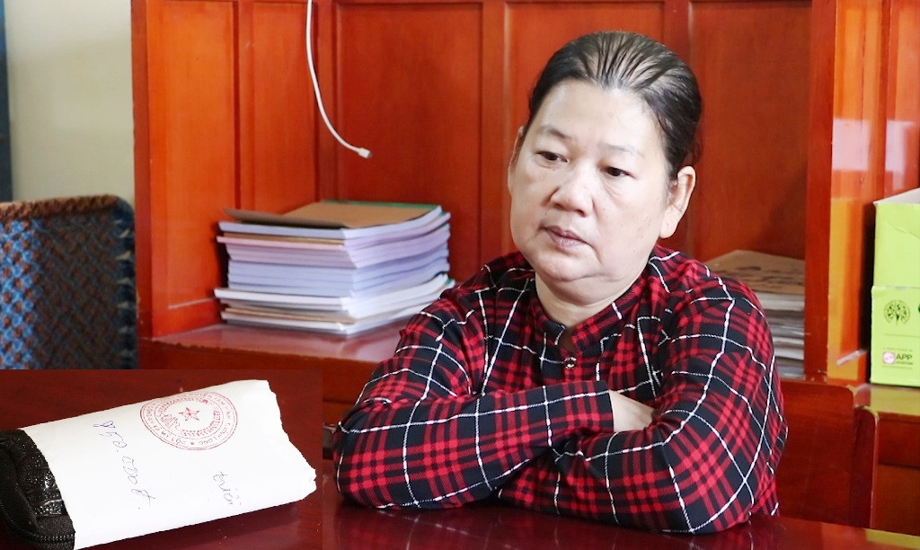 Lao ba ba tron truy na de... moc tui khach di cho