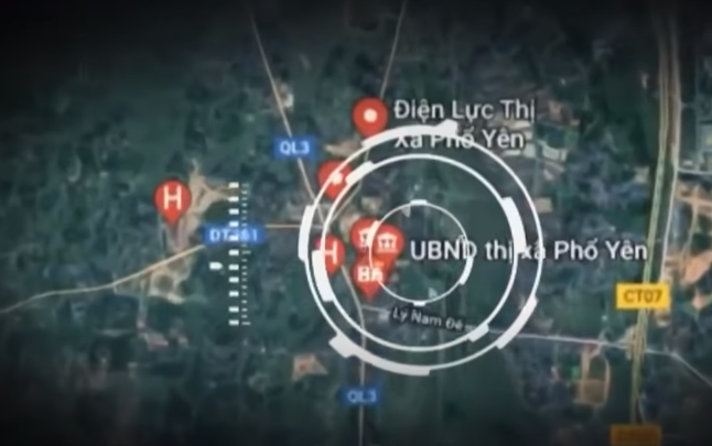 Khi đó, các trinh sát đã dựng lại hành trình từ nơi chị Mưa đi (huyện Yên Phong, Bắc Ninh) đến khu vực phát hiện xác người xấu số. Trước khi bị sát hại, chị Mưa được một khách nam thuê chở từ Yên Phong. Lực lượng chức năng phán đoán, hung thủ có thể là người trú trên địa bàn thị xã Phổ Yên. 