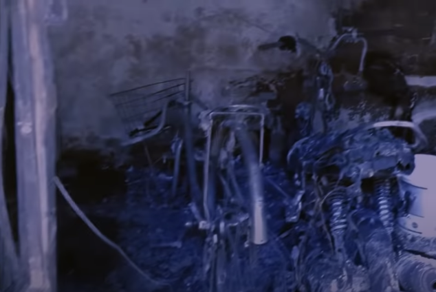 Mặc dù đã được mọi người đưa đến bệnh viện cấp cứu, nhưng do bị bỏng quá nặng, chị Hà và cháu Hiền đã bị tử vong sau đó 6 ngày. Ngoài cướp đi sinh mạng của 3 con người trong gia đình anh Hưng, đám cháy còn thiêu hủy hoàn toàn 3 chiếc xe máy cùng một số đồ vật, tài sản có giá trị khác... 