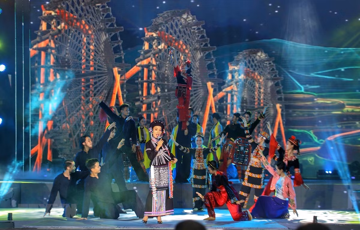 Nhin lai nhung van de noi com nhat trong nam 2021-Hinh-2