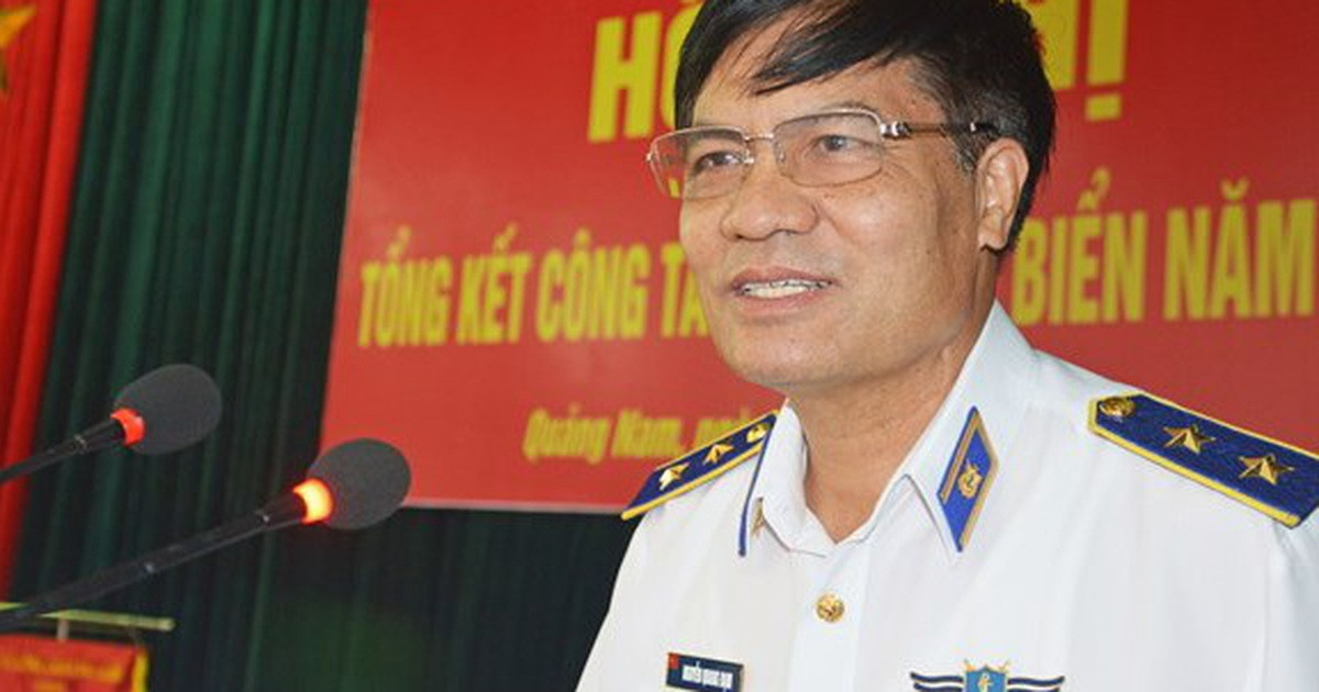  Trung tướng Nguyễn Quang Đạm - Nguyên Tư lệnh Cảnh sát biển Việt Nam bị kỷ luật cảnh cáo.