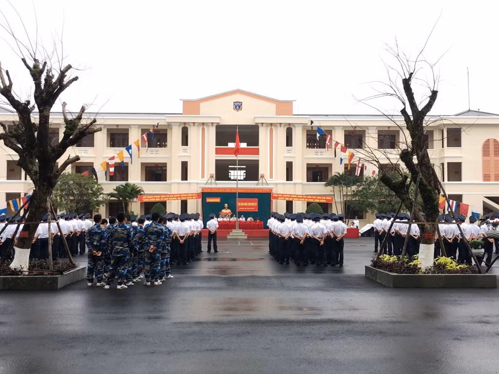  Thiếu tướng Đào Hồng Nghiệp - Nguyên Tư lệnh Vùng Cảnh sát biển 2 bị cách chức tất cả các chức vụ trong Đảng.