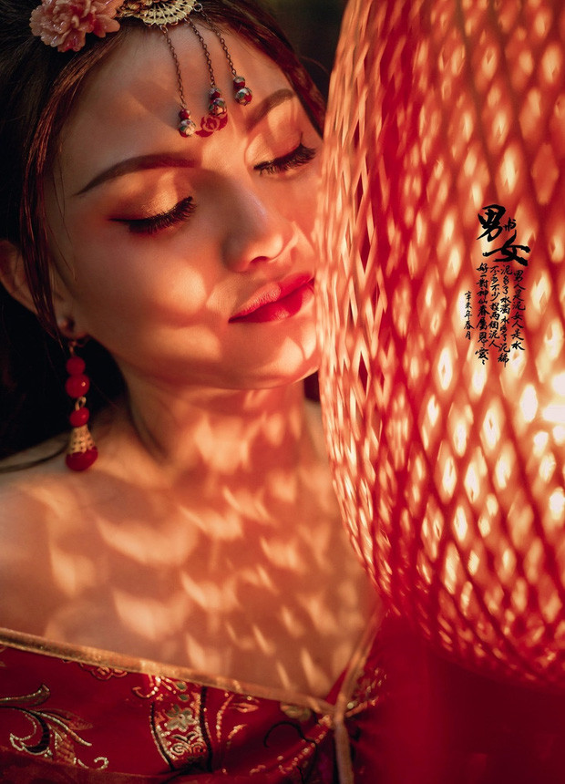 Trà My vốn là một nữ sinh xuất thân từ vùng quê nghèo tại Quảng Bình. Sau khi vào Đà Nẵng học tập thì quen biết và yêu Nguyễn Vũ Trọng, SN 1983, trú phường Hòa An, quận Cẩm Lệ, TP. Đà Nẵng - ông trùm ma túy. Dần dần, My cũng theo Trọng dấn thân vào con đường tội lỗi. 