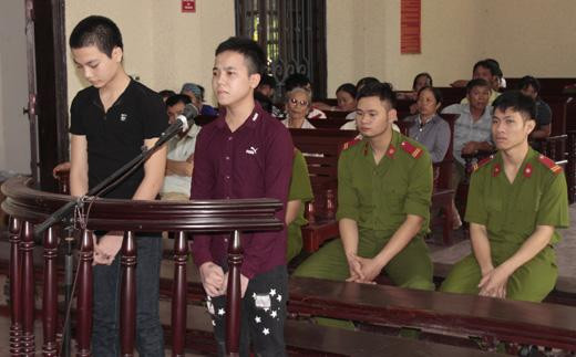 Ngày 30/5/2017, Tòa án Nhân dân tỉnh tuyên phạt Nguyễn Hữu Sơn Nguyễn Huy Dương mỗi người 12 năm tù về tội giết người, cướp tài sản.