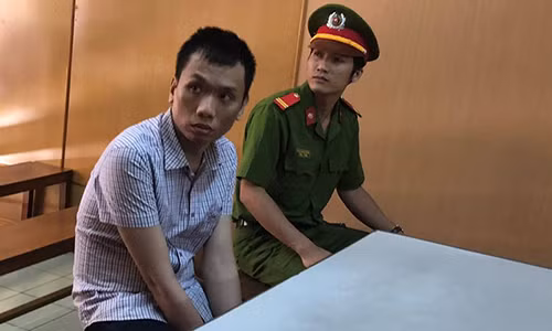 Ban an nao cho cuu can bo cong an lam gian diep?