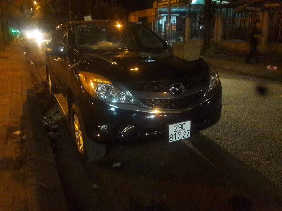 Chiếc xe ô tô gây tai nạn.