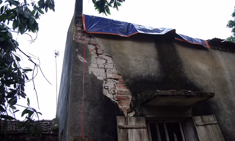 Buồn lòng hơn khi mọi người biết được gia cảnh đáng thương của nạn nhân. Nạn nhân mất đi để lại đứa con trai - Nguyễn Việt Nam mới được 45 ngày tuổi khát sữa mẹ và 2 con gái riêng của chồng là anh Nguyễn Công Bằng (33 tuổi).