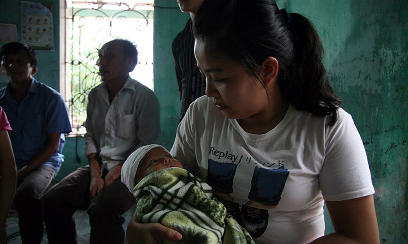 Những người thân của nạn nhân cho biết, anh Bằng hay ốm đau bệnh tật do bị tai nạn giao thông và tai nạn lao động. Anh Bằng sau khi ly hôn vợ cũ, dù hoàn cảnh nghèo khó vẫn quyết định nhận nuôi 2 con gái. Đến năm 2016 thì Bằng gặp chị Thu là công nhân của một nhà máy ở Thái Nguyên nên quyết định đi bước nữa. Cưới nhau được hơn một năm chị Thu sinh hạ bé Nam. Chị Thu được gia đình bên nội yêu quý hết mực, họ coi chị Thu giống như con đẻ trong nhà. .