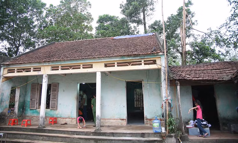 Nguoi phu nu bi set danh tu vong: Dau long canh con nho khat sua me