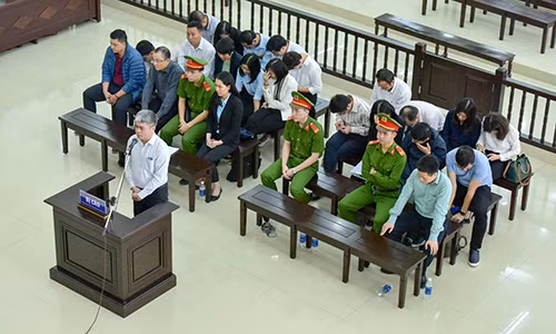 Phuc tham dai an Oceanbank: De nghi trieu tap Ninh Van Quynh