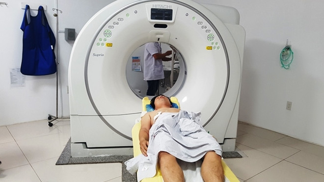 Ly do khong ngo khien thay giao bi hoc sinh dam thung bung