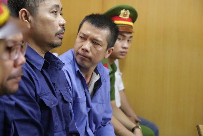 Các bị cáo tại tòa. Ảnh: HY