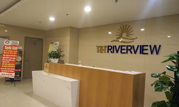 Hai hung chung cu T&T Riverview bit cua thoat hiem bang sieu thi, nha tre