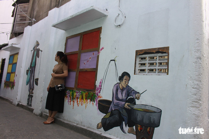 Nét đẹp xưa cũ qua hình vẽ những gánh hàng rong - Ảnh: ĐOÀN NHẠN