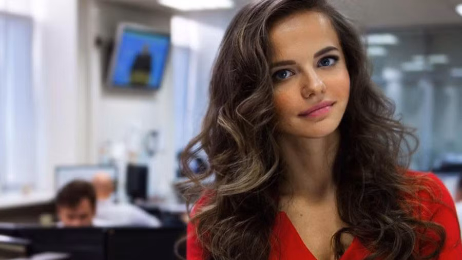 Nhan sac hut hon cua nu phat ngon vien Bo Quoc phong Nga-Hinh-2