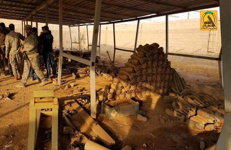 Phien quan IS dai bai, Quan doi Iraq thang lon o vung Al-Jazeera-Hinh-8