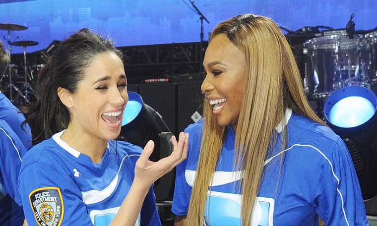 Vợ sắp cưới của Hoàng tử Harry là bạn thân của nữ hoàng quần vợt Serena Williams, vận động viên quần vợt nữ nổi tiếng người Mỹ. Ảnh: Hello Magazine.