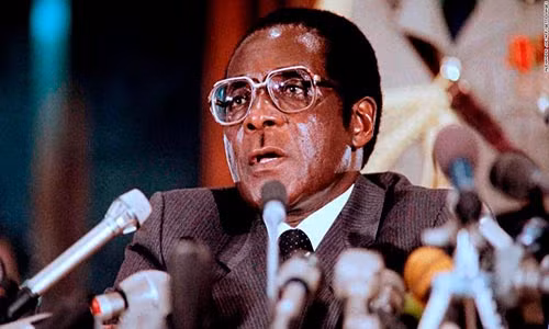 Cuu Tong thong Zimbabwe se song luu vong o dau sau khi tu chuc?