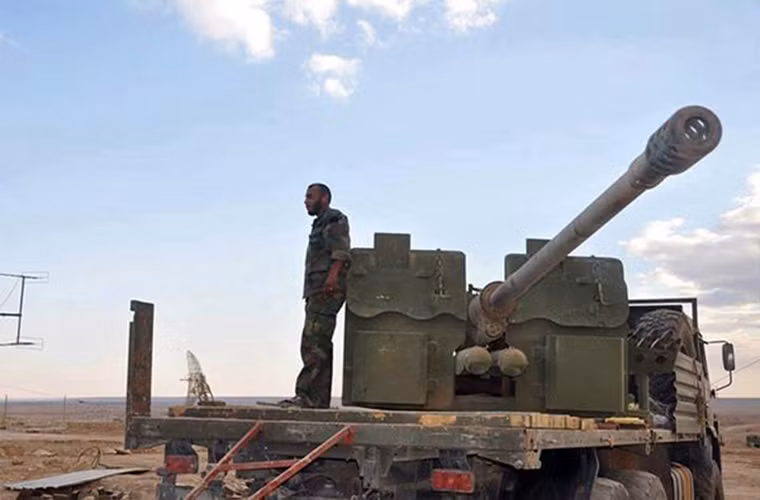 Anh: Quan doi Syria thua thang xoc toi o Deir Ezzor-Hinh-4