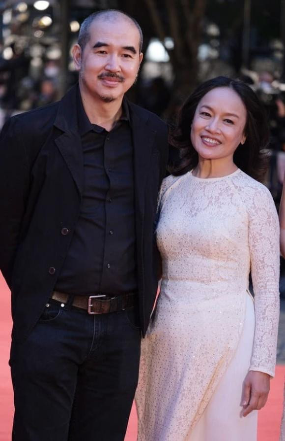 Muc so thi co ngoi vo chong dao dien Bui Thac Chuyen