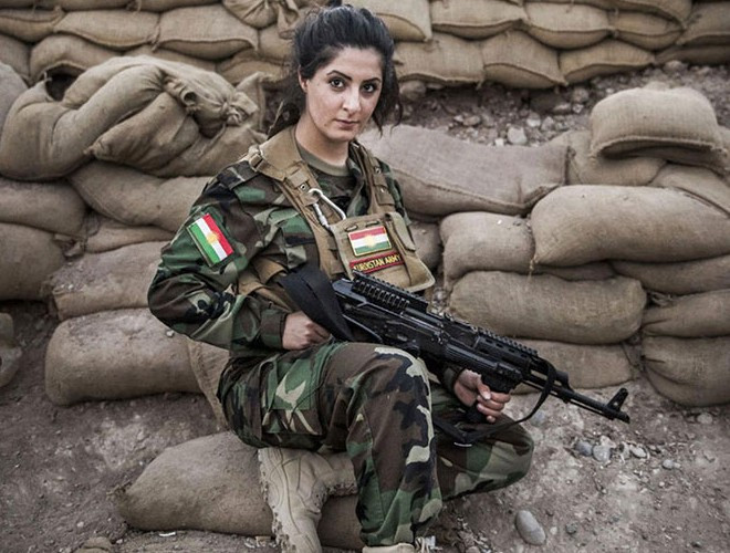 Đầu năm 2015, Palani sốc khi phát hiện một "nhà giam giữ" trong ngôi làng gần thành phố Mosul, Iraq. Ở đó có vô số trẻ em và thiếu nữ bị IS đem làm nô lệ tình dục cho các tay súng.