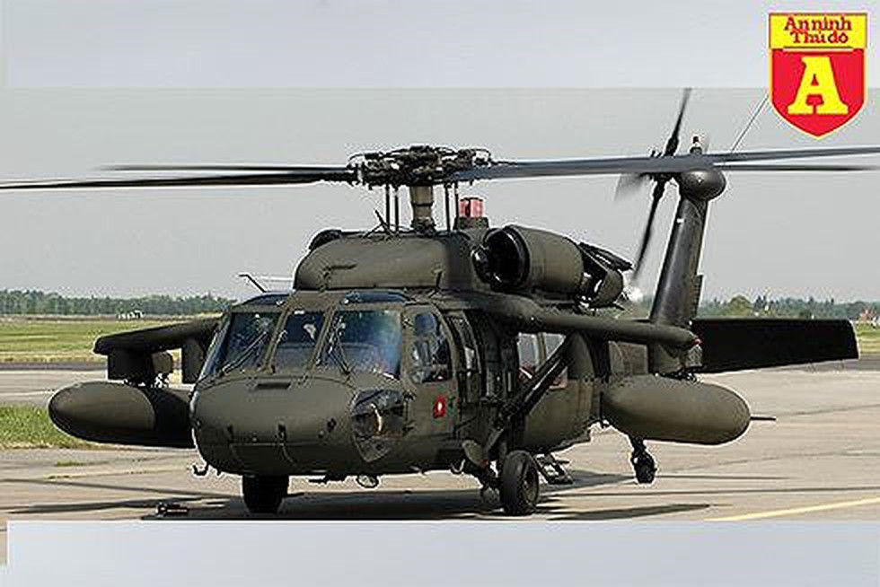 Ngay sau khi tiếp nhận, UH-60A đã cho thấy là một loại trực thăng đa dụng tốt, xứng đáng thay thế huyền thoại UH-1 của nước này.