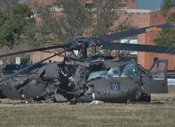 Sự cố xảy ra ở trung tâm huấn luyện Fort Polk khiến 1 thành viên phi hành đoàn thiệt mạng, 3 người khác bị thương. Còn chiếc trực thăng bị hỏng toàn bộ không có khả năng hồi phục.