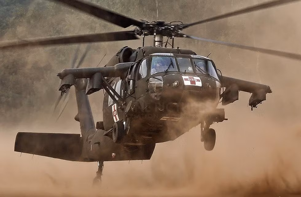 Hoạt động bền bỉ, dễ sử dụng và bảo trì, UH-60 Black Hawk được coi là một trong những trực thăng tốt nhất của quân đội Mỹ.