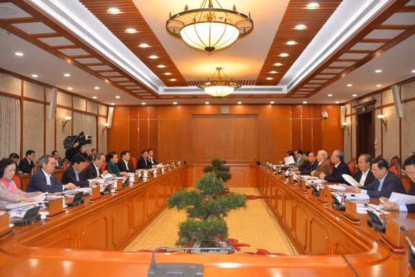 Tong Bi thu, Chu tich nuoc chi dao gi trong cuoc hop Bo Chinh tri-Hinh-2