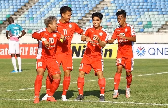 Cong Phuong duoc khen ngoi khi ghi ban tai AFC Cup 2020