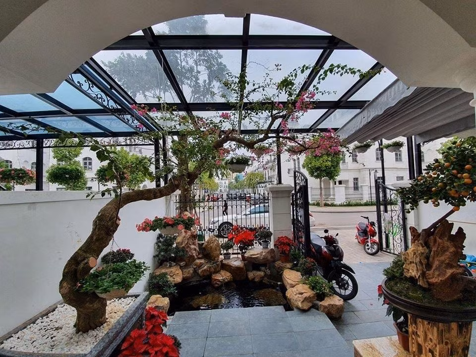 Can canh biet thu tien ty cua vo chong ca si Tuan Hung-Hinh-10