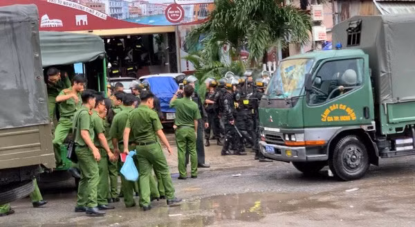 Hiện, vụ việc đang được cơ quan chức năng tiếp tục điều tra, làm rõ và xử lý theo quy định của pháp luật.