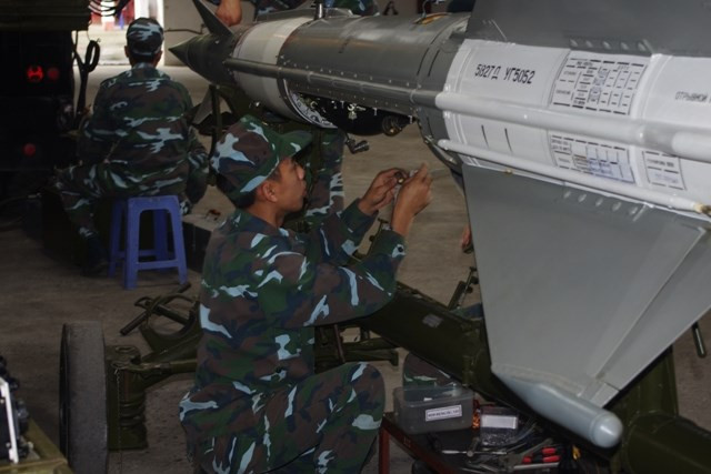Đáng chú ý, Nhà máy A31 cũng là nơi tiếp nhận công nghệ và trực tiếp thực hiện cải tiến tên lửa phòng không tầm trung S-125 Pechora – PV lên chuẩn S-125-2TM Pechora-2TM. Nguồn ảnh: Báo Phòng không – Không quân