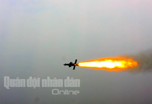 Hệ thống S-125-2TM có xác suất tiêu diệt mục tiêu máy bay chiến thuật từ 85-96%, tên lửa hành trình đạt từ 30-80%, trực thăng đạt 40-85%. Nguồn ảnh: Quân đội Nhân dân Online