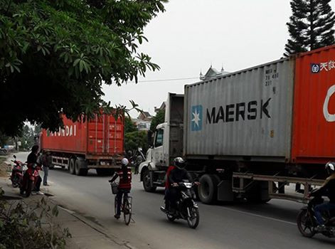 Đường 391 quá tải vì xe container né trạm thu phí.
