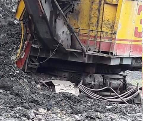 2 cong nhan bi de chet tai mo, Cty than Cao Son noi gi?