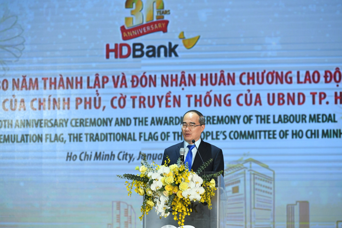 HDBank- 30 nam, tu hao hanh trinh vuon ra bien lon