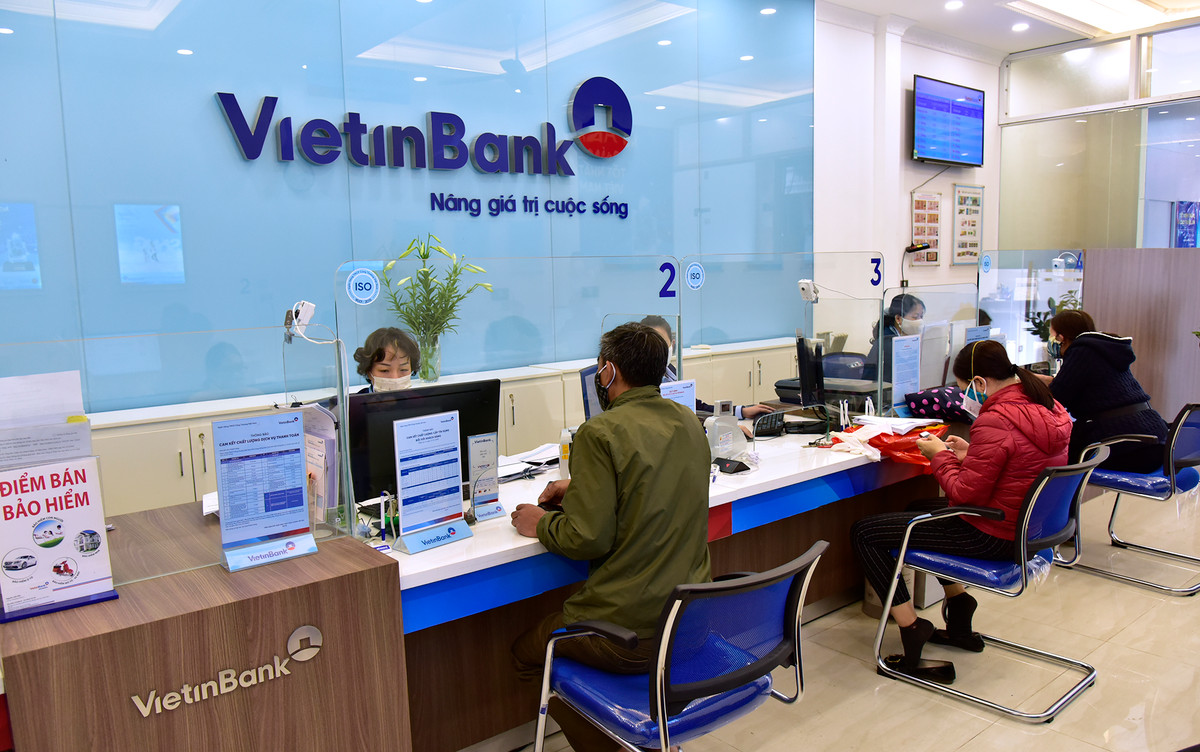 VietinBank giam loi nhuan de chia se kho khan voi ca nuoc giua dich COVID-19