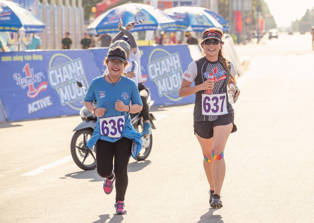 Hon 8000 van dong vien tham gia Giai Viet da chao nam moi - BTV Number 1-Hinh-3