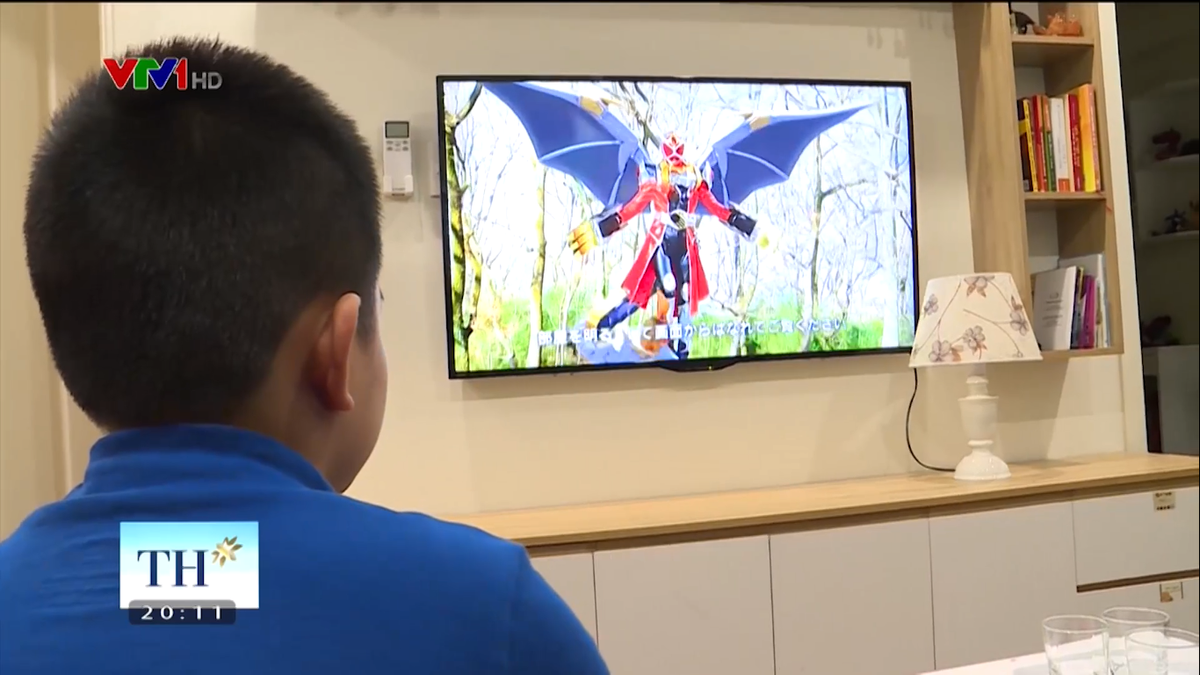 Giup con vui hoc o nha va duy tri ky luat tu than hau COVID-19