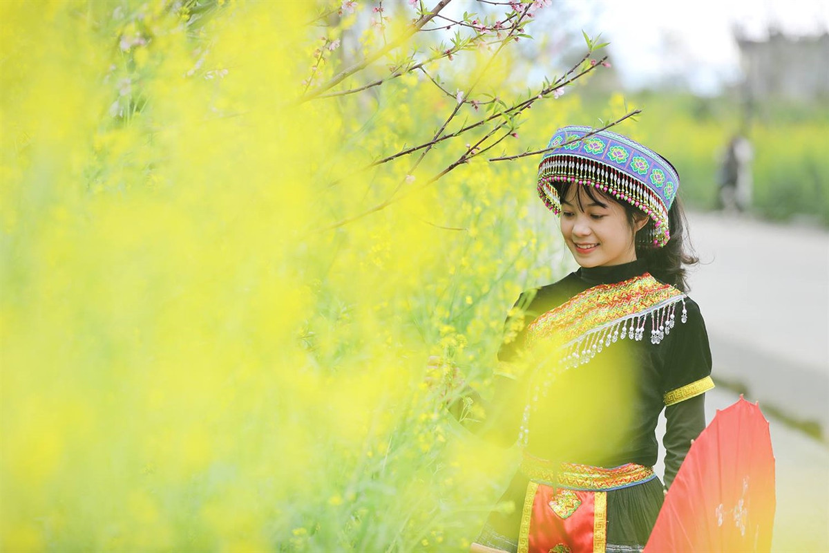 Don xuan khac la giua non ngan Tay Bac-Hinh-3