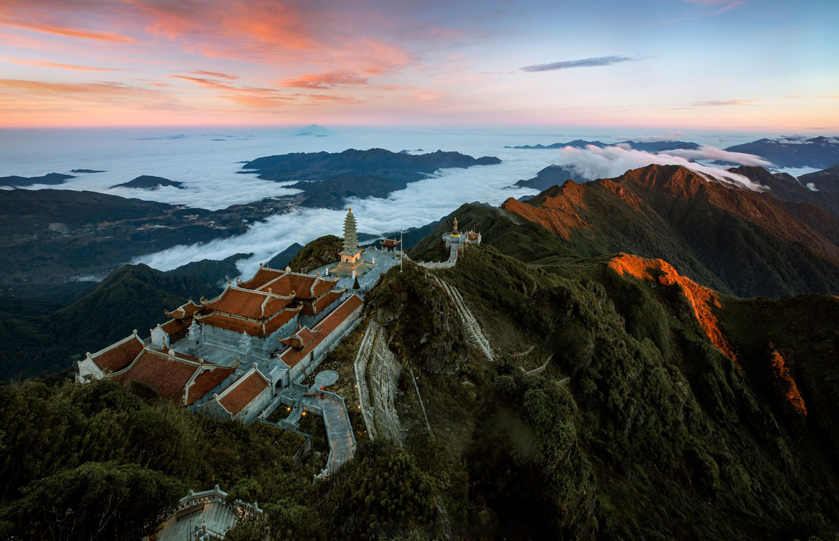 Vu Lan lai ve tren dinh thieng cua Sa Pa-Hinh-9