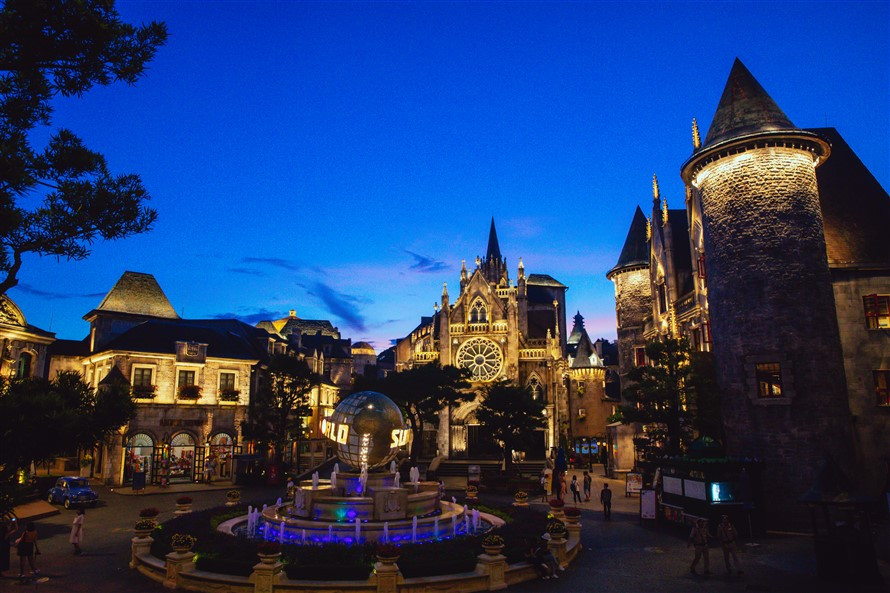 Kham pha Ba Na Hills ve dem - mot trai nghiem tuyet voi