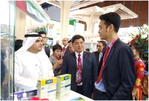 Vinamilk ky thanh cong hop dong xuat khau sua tai Hoi cho quoc te Gulfood Dubai