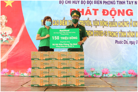 NutiFood dong hanh cung bo doi bien phong chong dich COVID-19