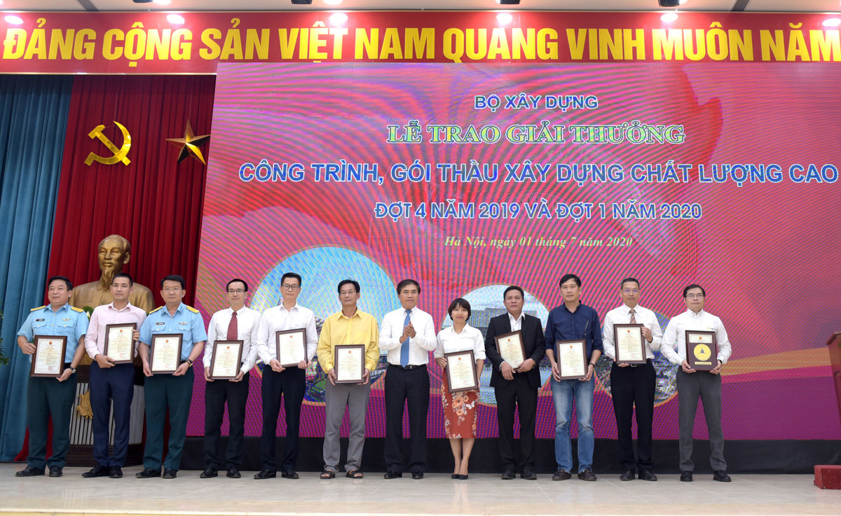 San bay quoc te Van Don duoc trao giai thuong Cong trinh chat luong cao